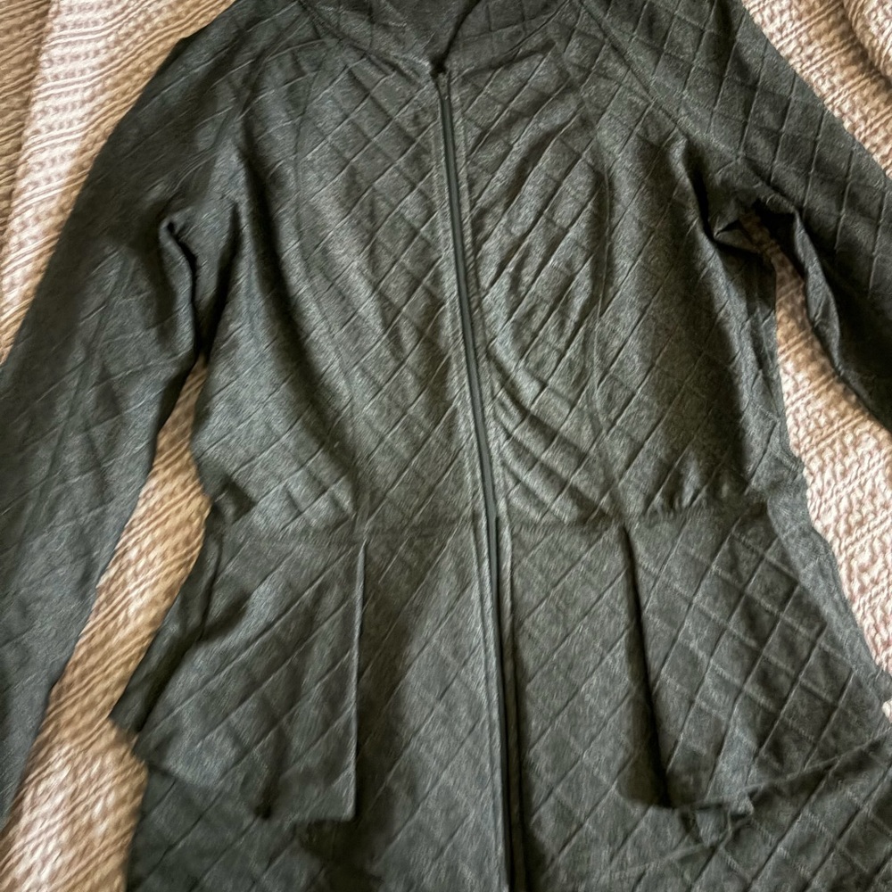 Pure & Good Women's Quilted Jacket in Dark Grey